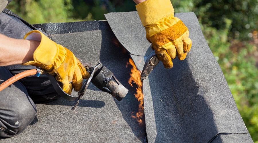 Professional flood damage restoration services in Oakland Mills, PA